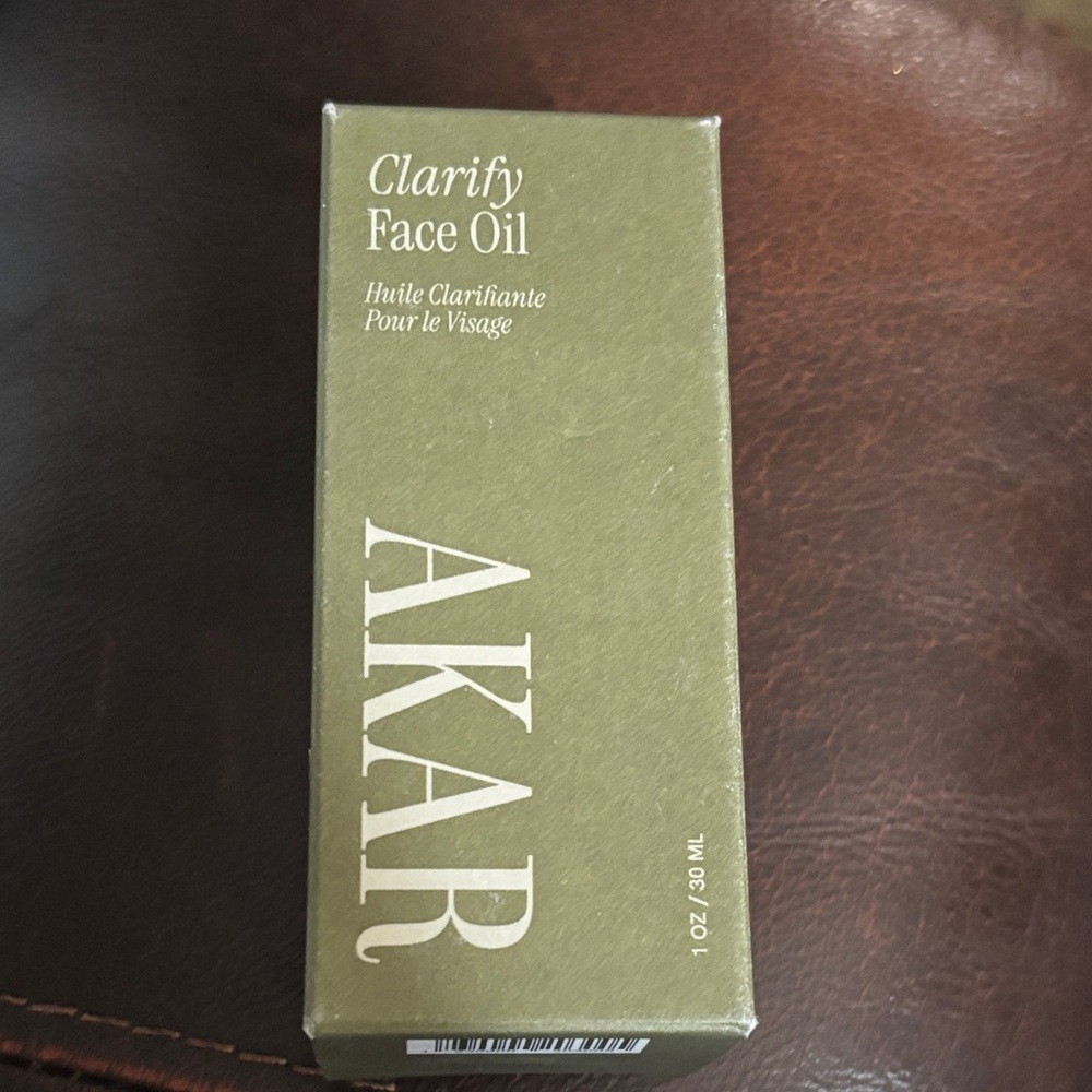 Akar Clarify Face Oil 1 oz NIB New in Box
